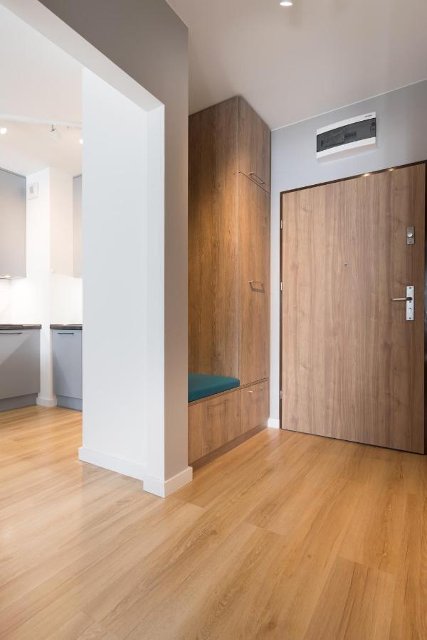 H2 Apartment- Gasiorowskich 4 - Parking Podziemny - Self Check In 24H - Mtp Targi - Pkp - Sklep Netto W Budynku Poznań Esterno foto